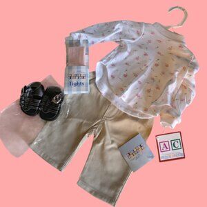 NWT Lee Middleton 4 Piece Doll Outfit (Lot #2)